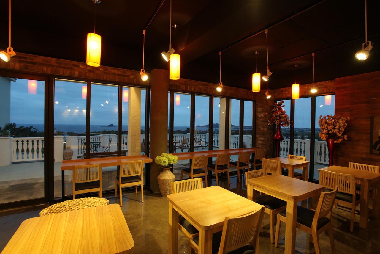Jeju The Ocean Hill Pension Seogwipo Exterior photo