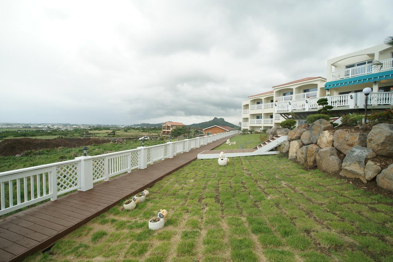 Jeju The Ocean Hill Pension Seogwipo Exterior photo