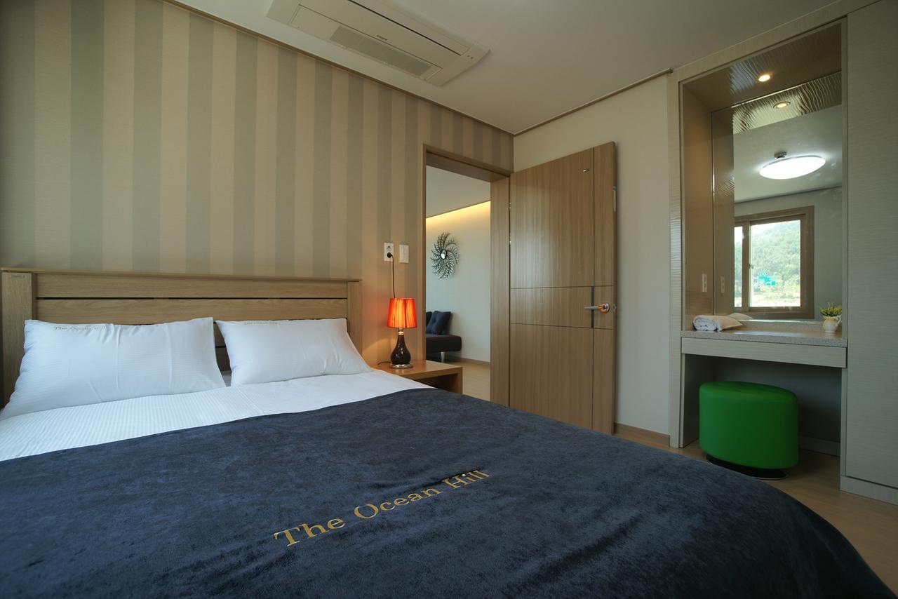Jeju The Ocean Hill Pension Seogwipo Exterior photo